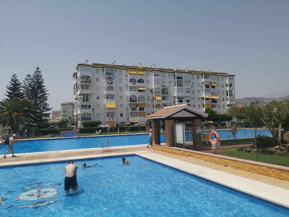 A 100M De Playa Piscina Y Todos Los Servicios Appartement Torrox Buitenkant foto