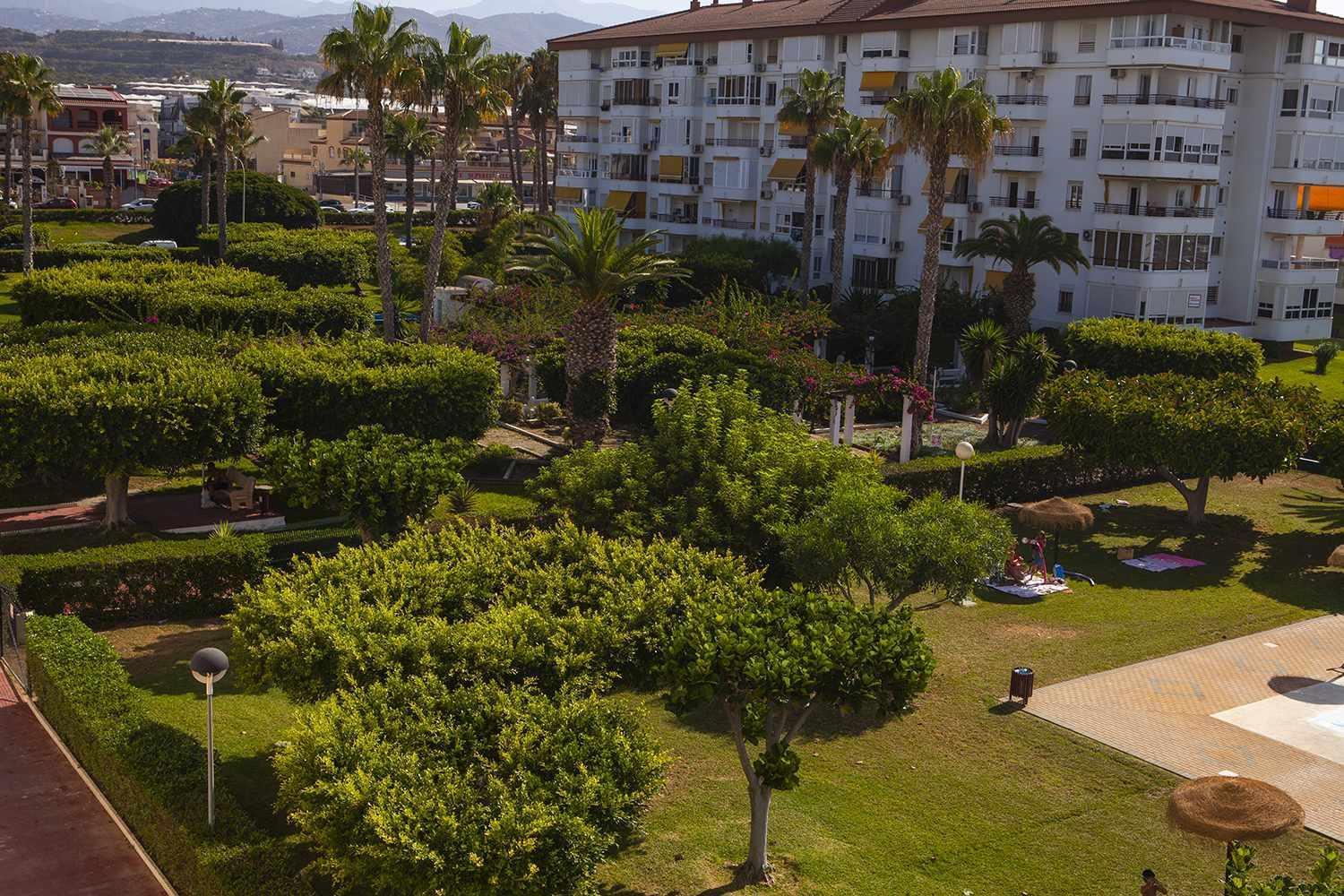 A 100M De Playa Piscina Y Todos Los Servicios Appartement Torrox Buitenkant foto