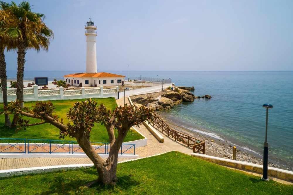 A 100M De Playa Piscina Y Todos Los Servicios Appartement Torrox Buitenkant foto
